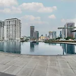 Dua Sentral Signature Suites